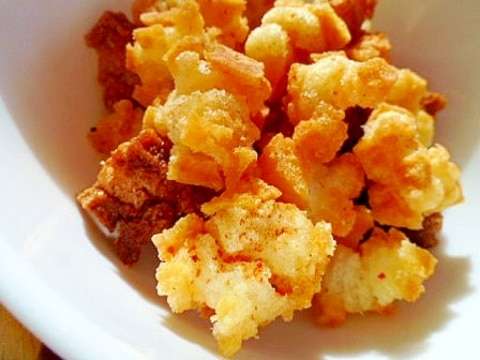 揚げ餅 ☆ ピリッと七味唐辛子味